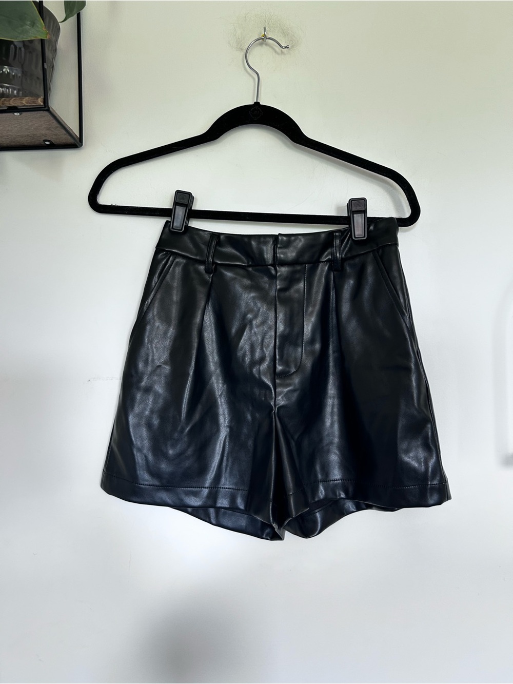 7 For All Mankind Black Faux Leather High Rise Waist Shorts Size XS